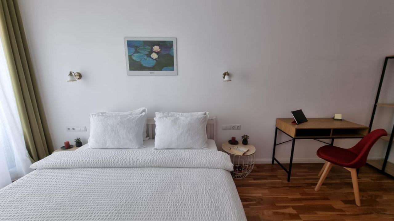 Апартаменти Penthouse Cosmopolit Брашов Екстер'єр фото